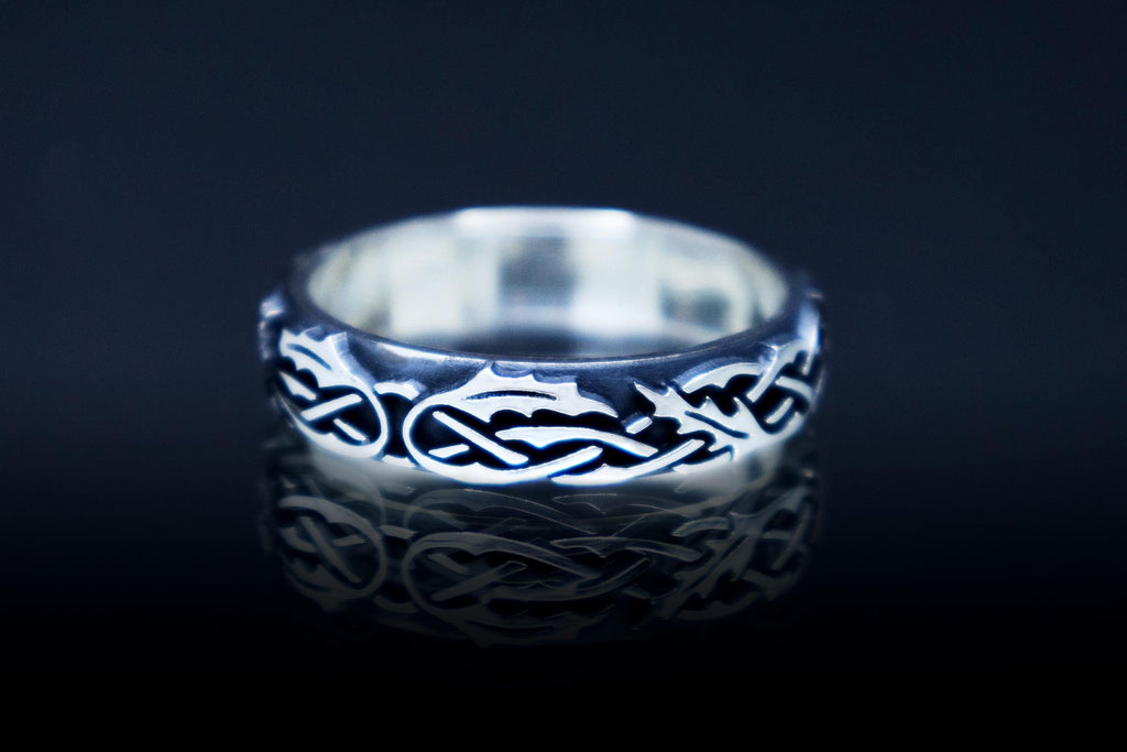 Claddagh holly ring Irish wedding engagement ring