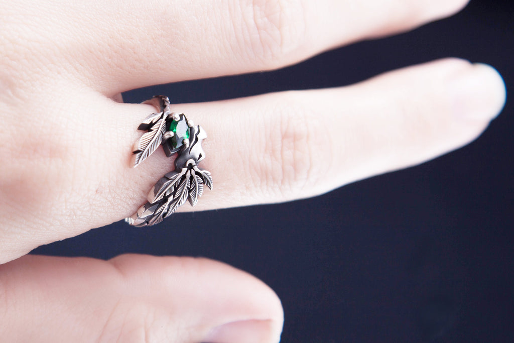 Quetzalcoatl silver ring with green gemstone  handcrafted Aztec jewelry