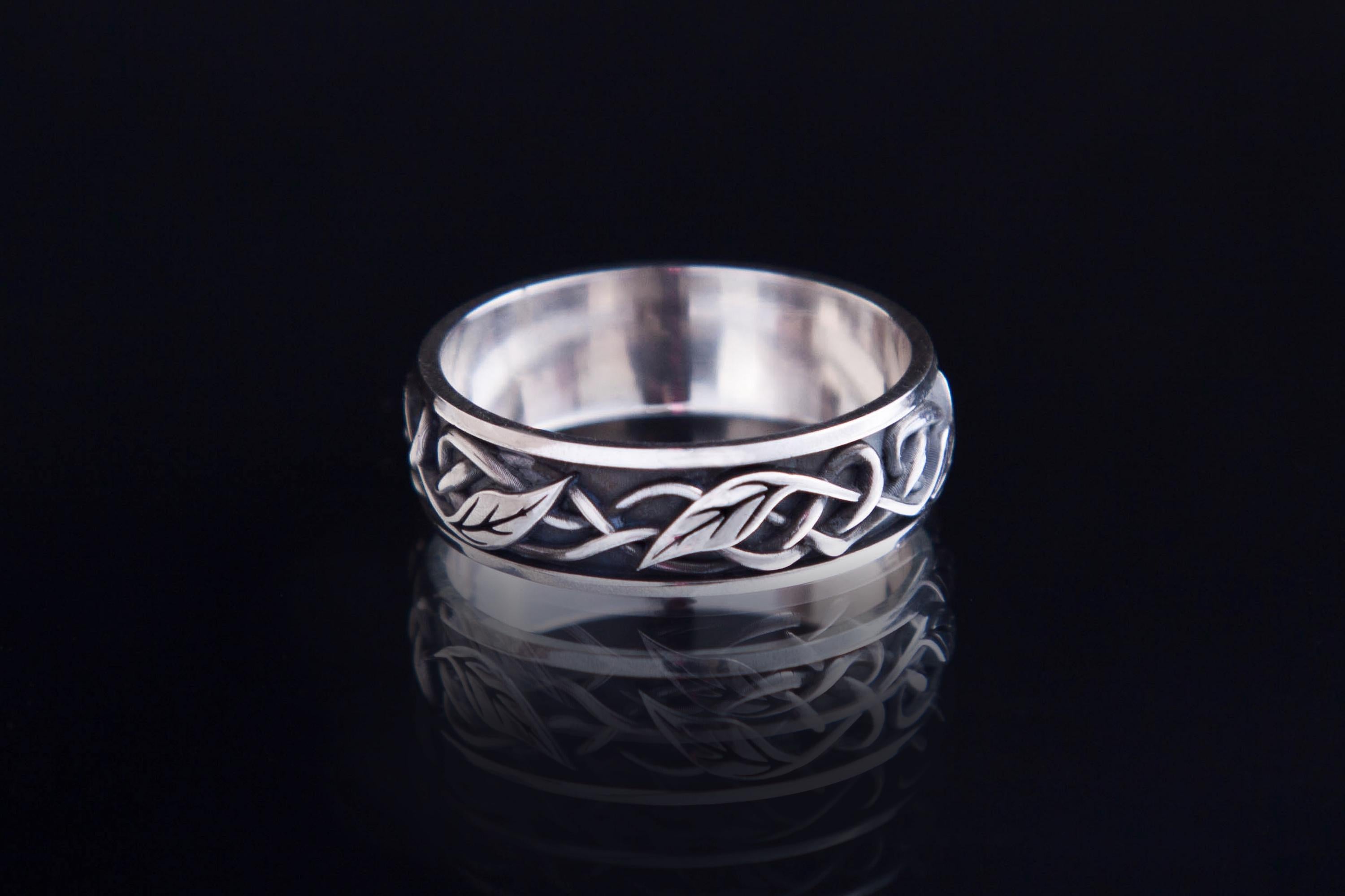 Elven style silver ring, boho wedding band