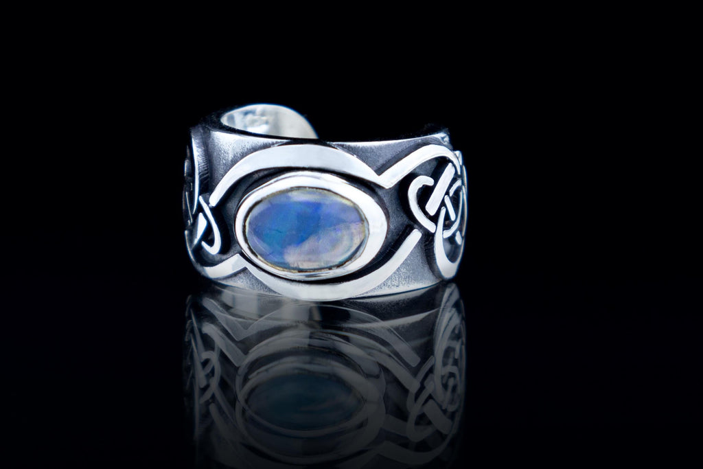 Celtic knot ear cuff in oxidized silver