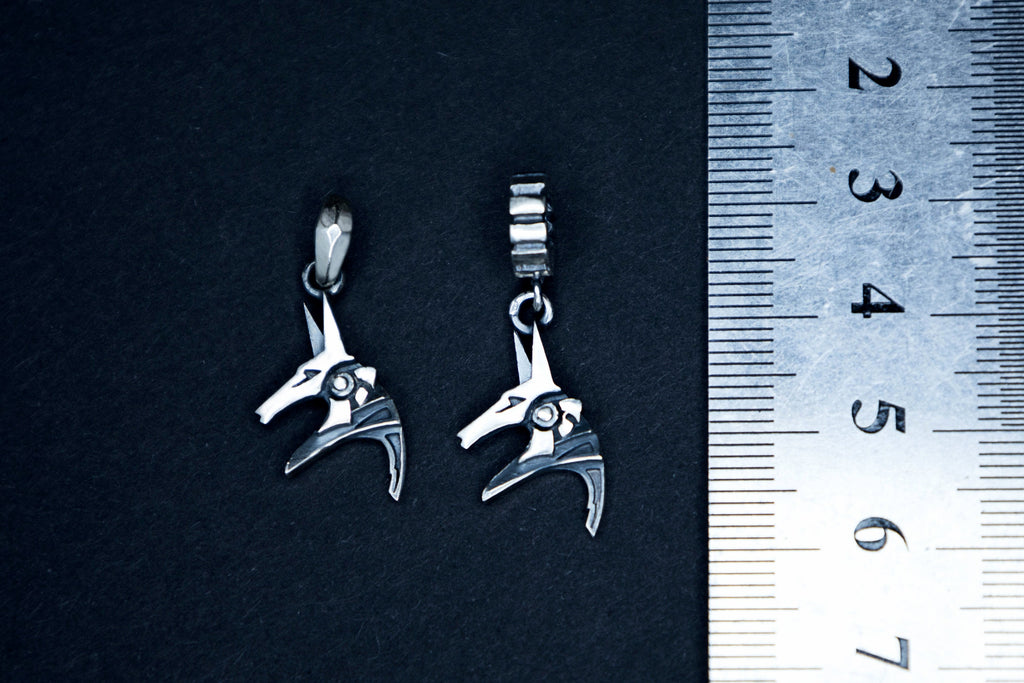 Anubis pendants, size reference