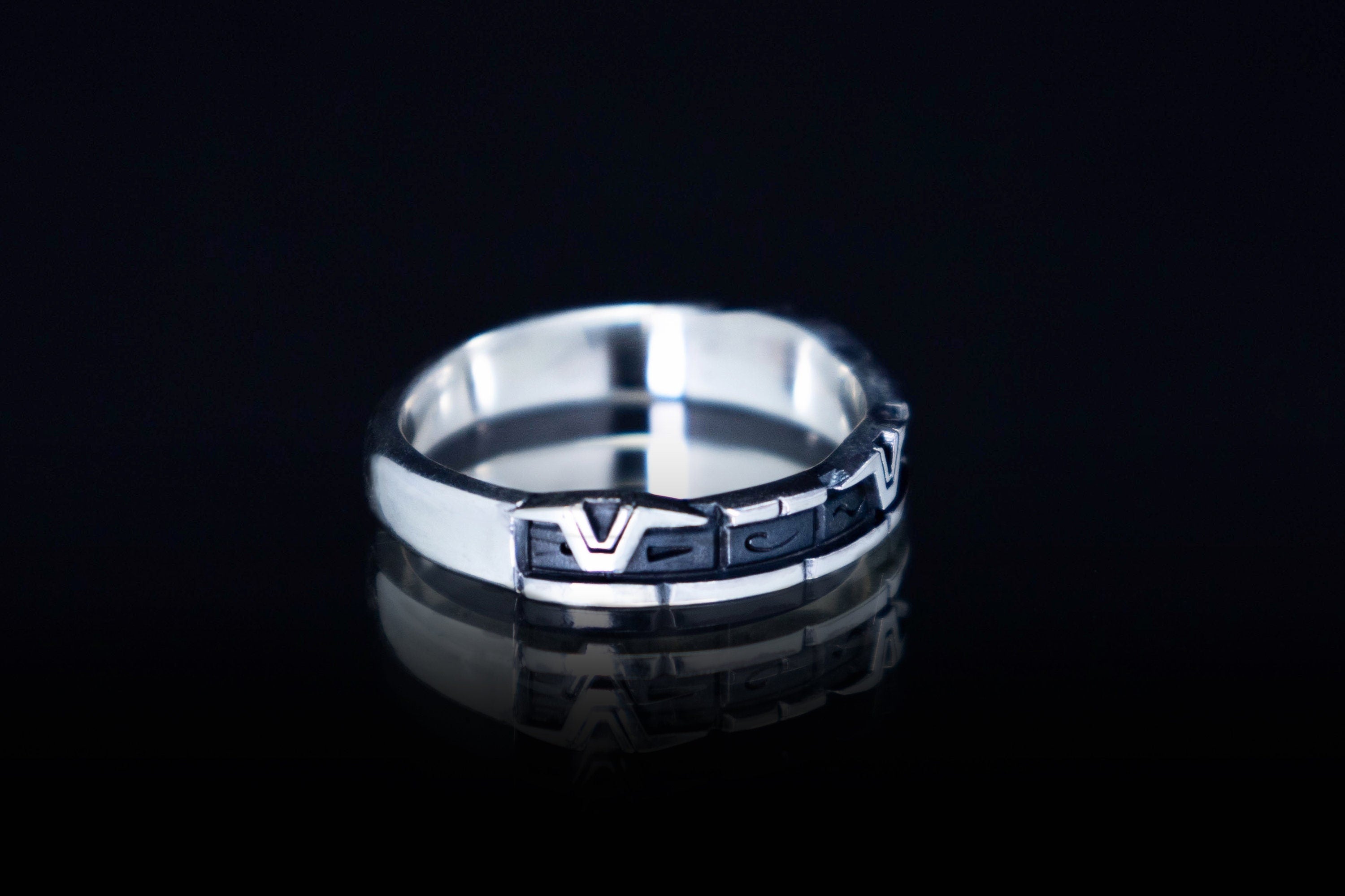 Minimalist engraved silver ring for sci-fi fans