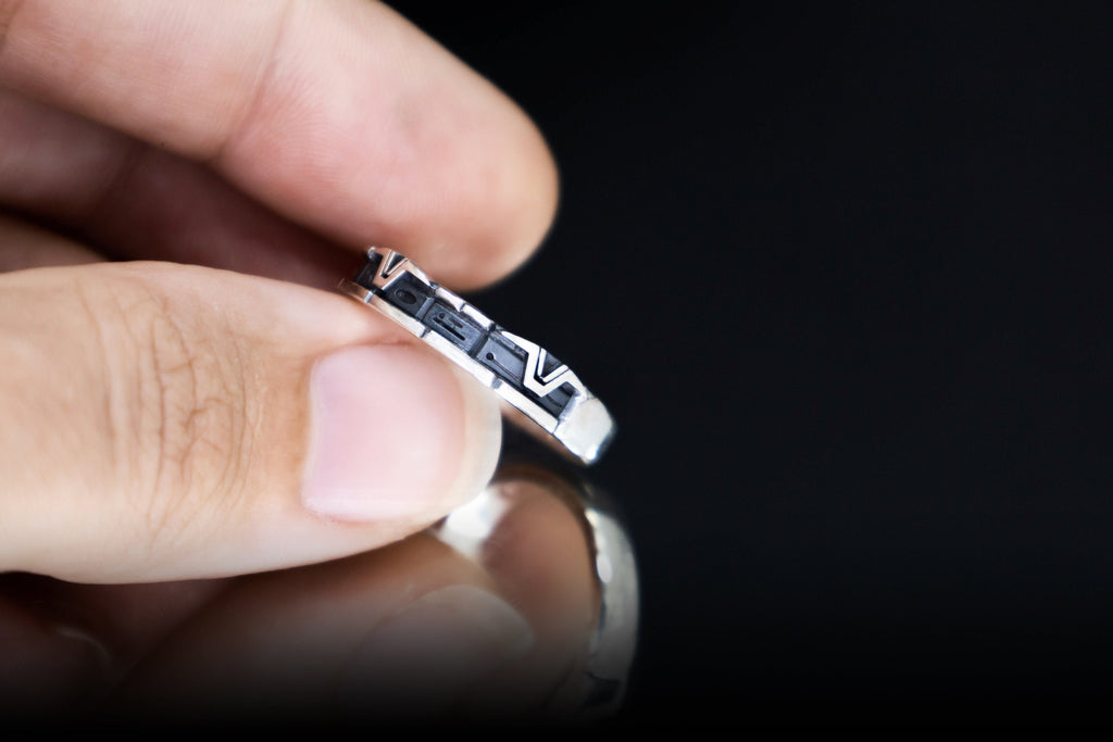 Geometric silver rune ring, Star Gate portal