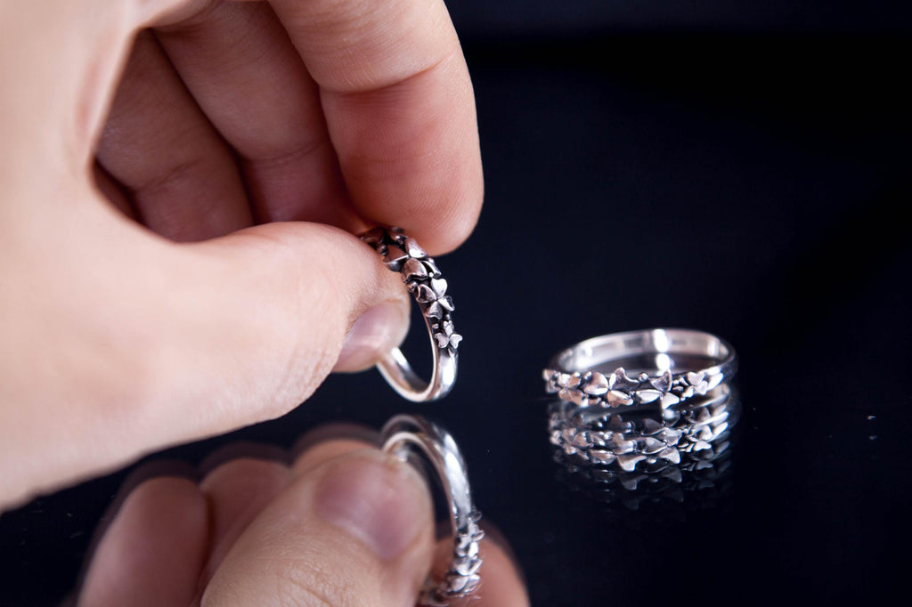 Clover lucky charm ring in sterling silver, nature inspired jewelry
