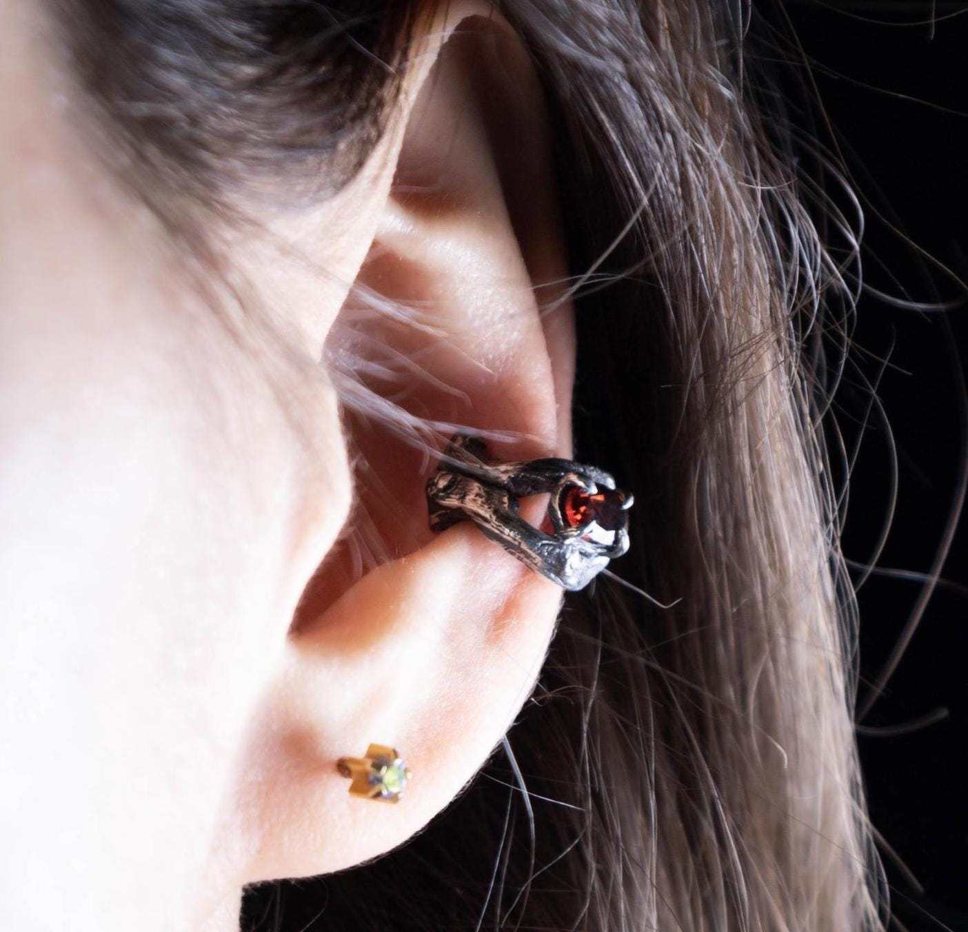 Elven ear cuff in sterling silver with garnet, no piercing ear jewelry