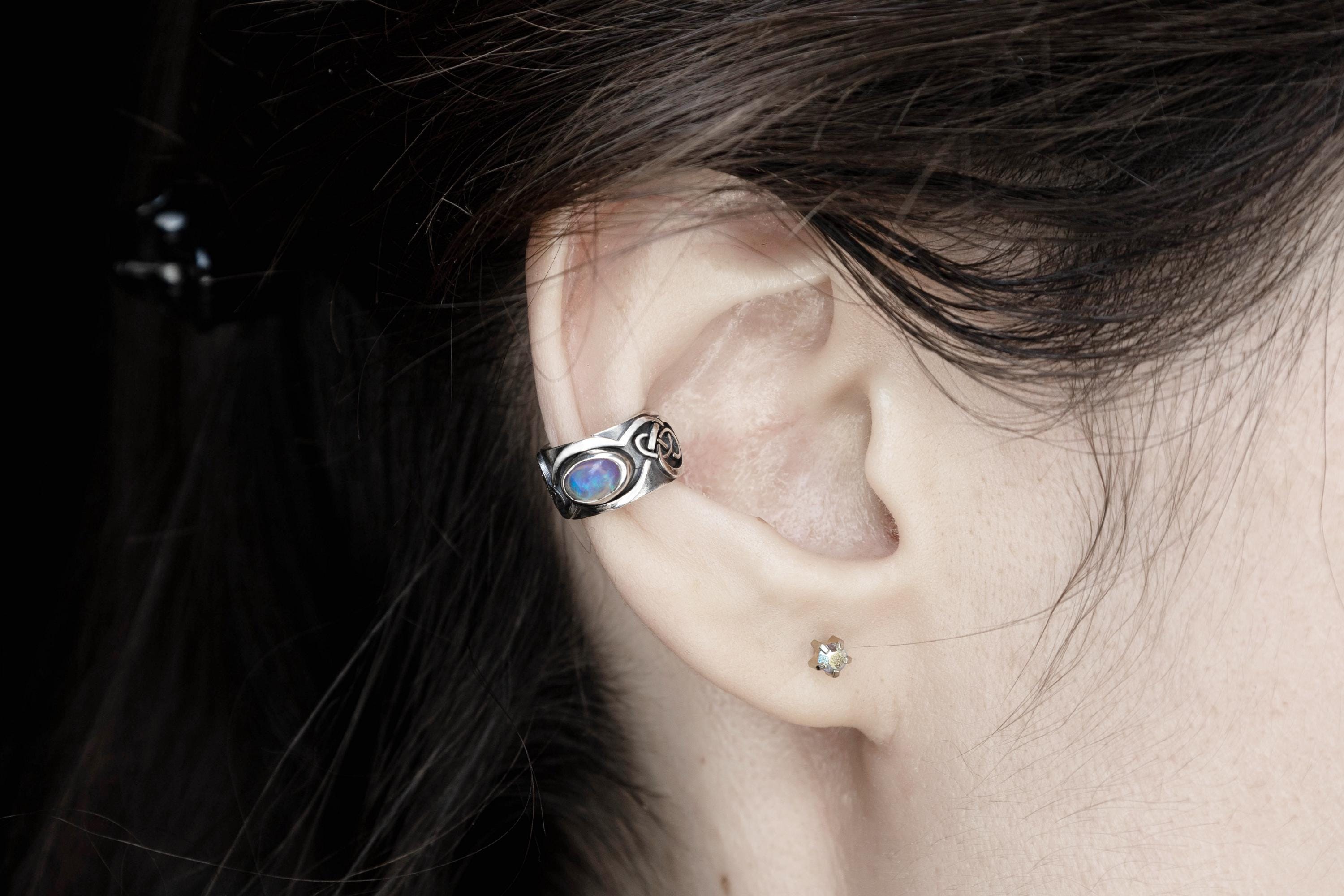 Silver ear cuff with Celtic design