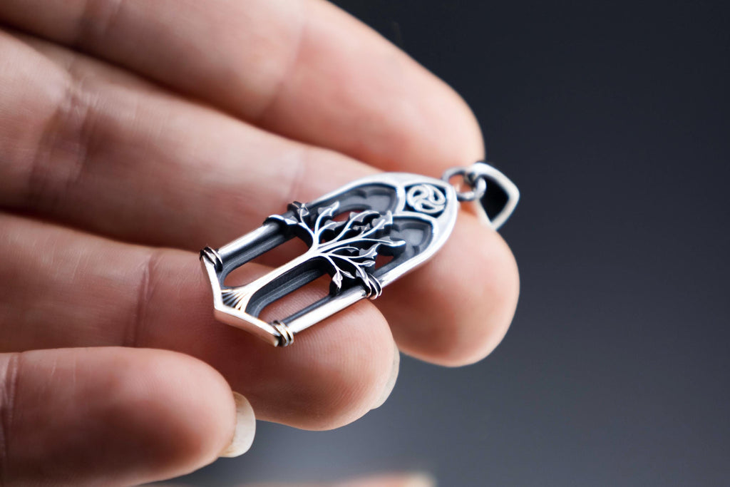 white tree pendant with optional moissanite