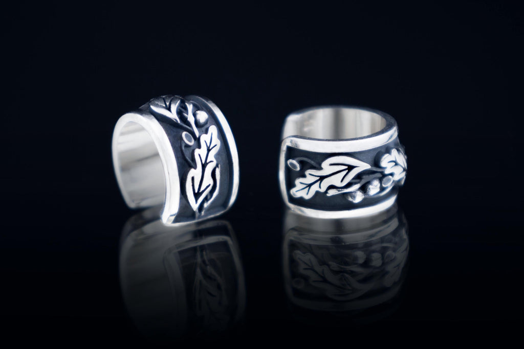 Sterling silver oak leaf ear cuff with woodland design