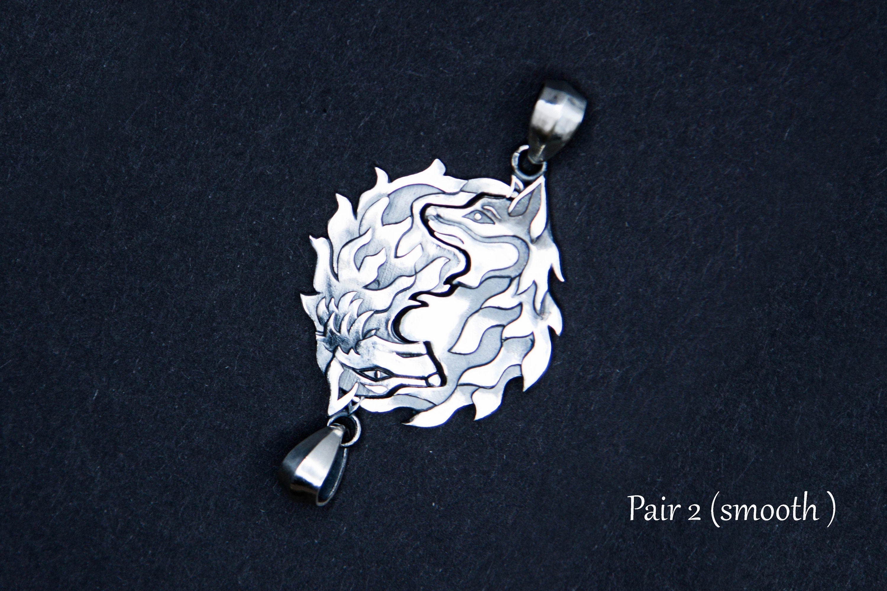 Silver pendant set with wolf and fox design, for partners or besties
