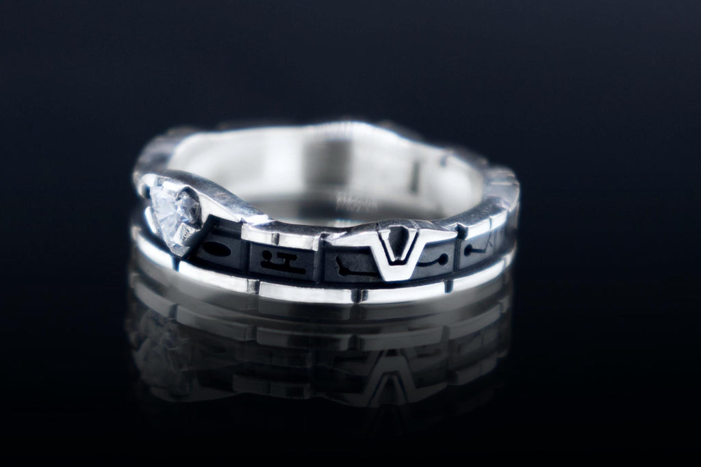 Stargate ring Whole length pattern sterling silver with gem