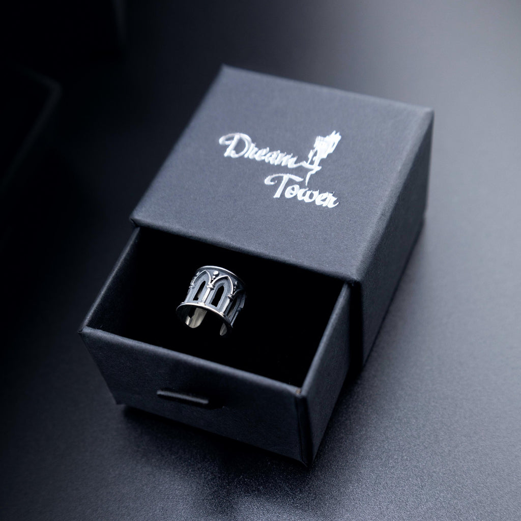 Medieval silver little ear wrap in goft box