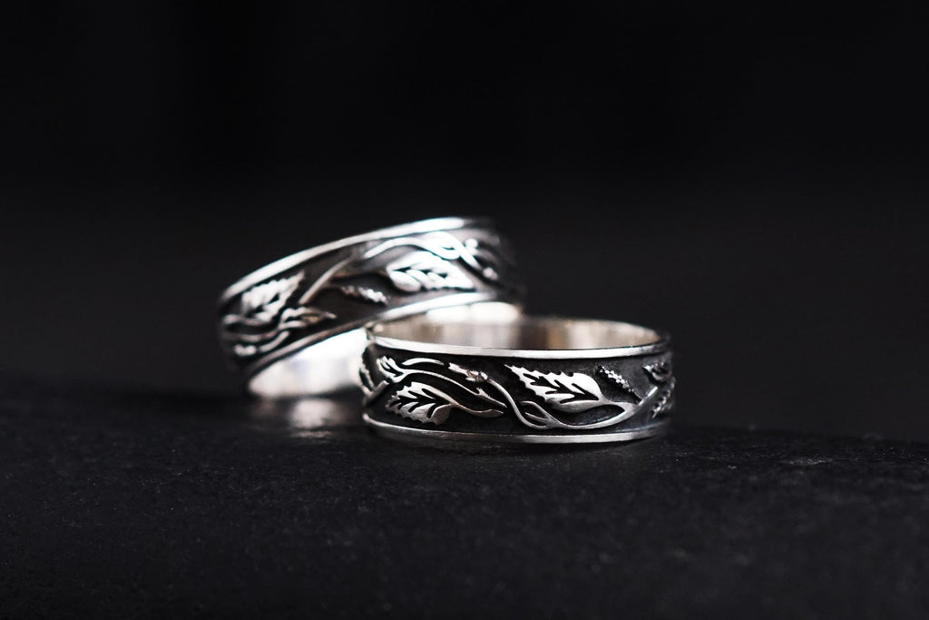 Sterling silver birch leaf ring with botanical pattern
