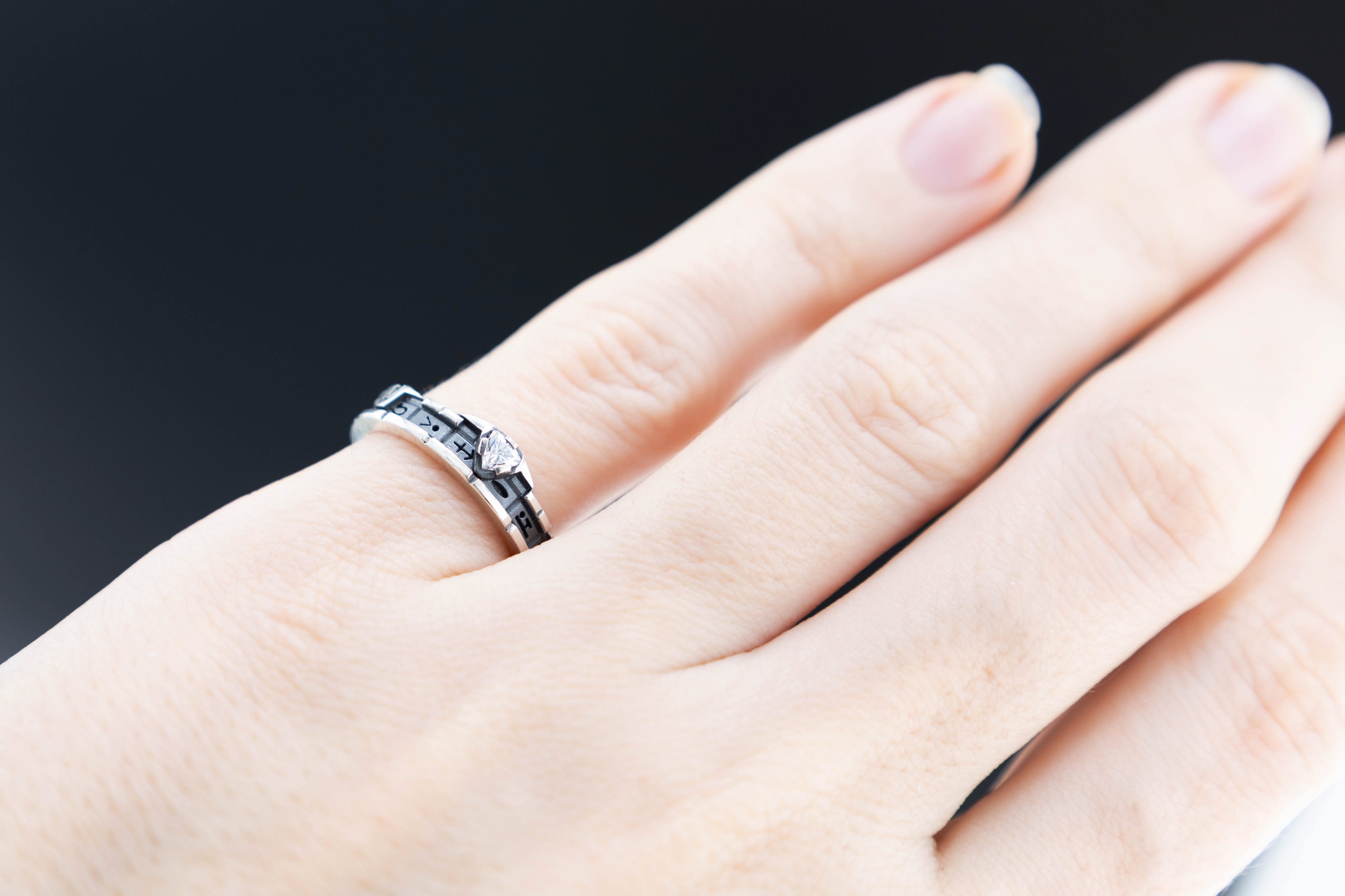 Star gateway ring Whole length pattern sterling silver with lab grown diamond