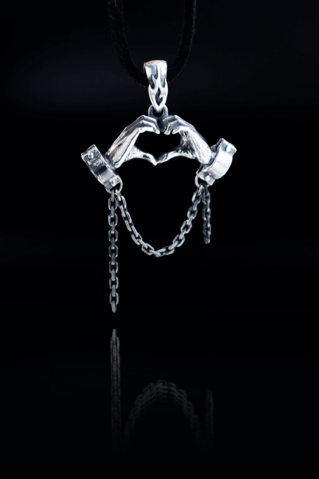 The back of the silver activist pendant, solid silver, Hands, Heart, resistance Руки, сердце, мирный протест