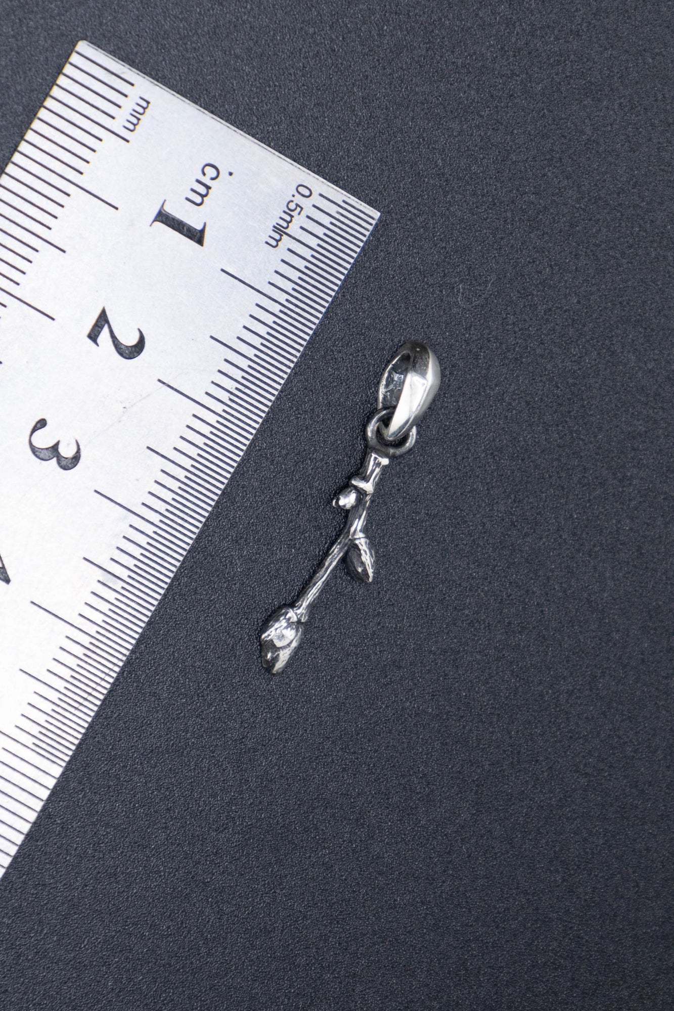 small lightweight branch necklace
