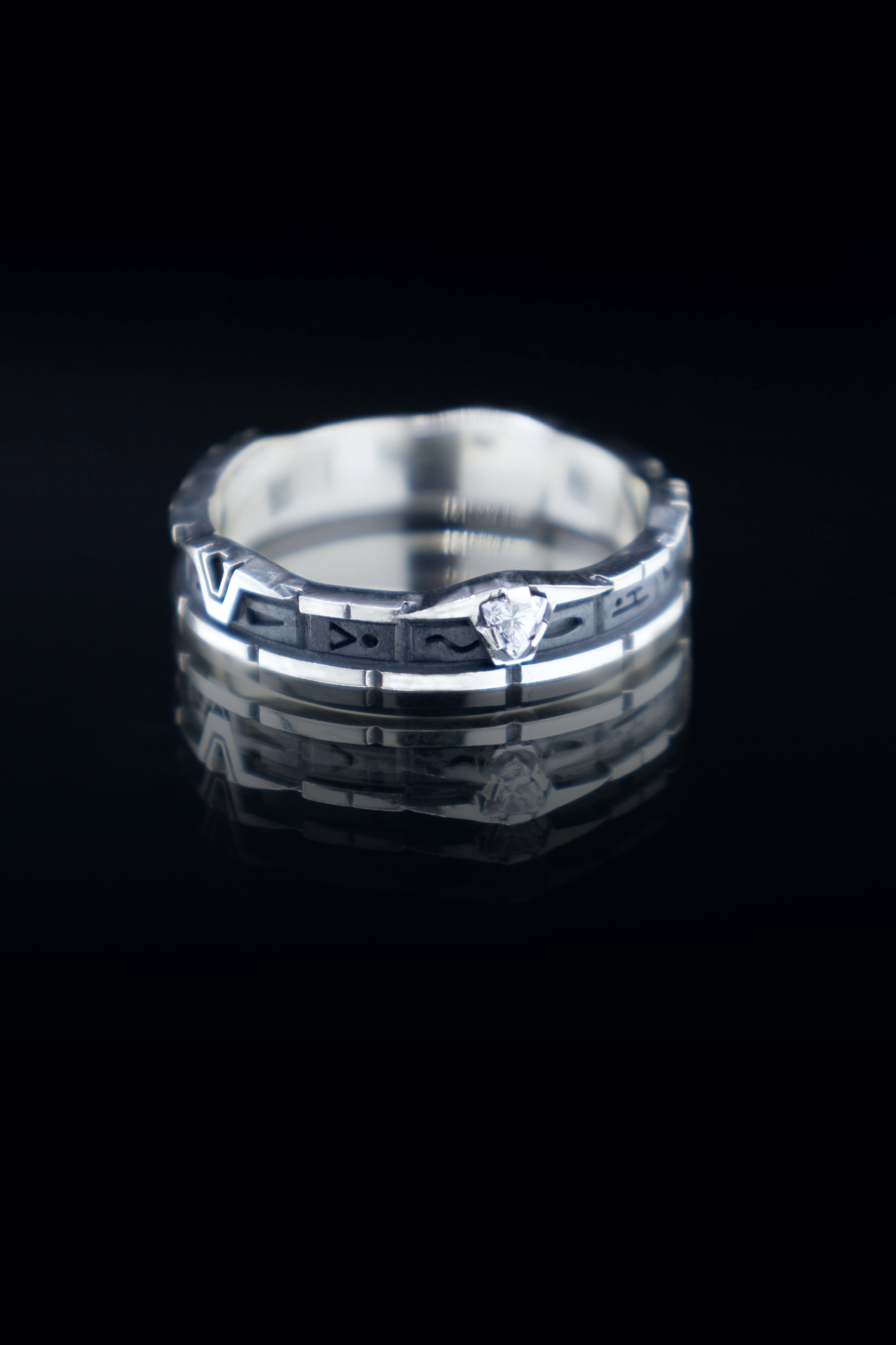 Star gateway ring Whole length pattern sterling silver with lab grown diamond