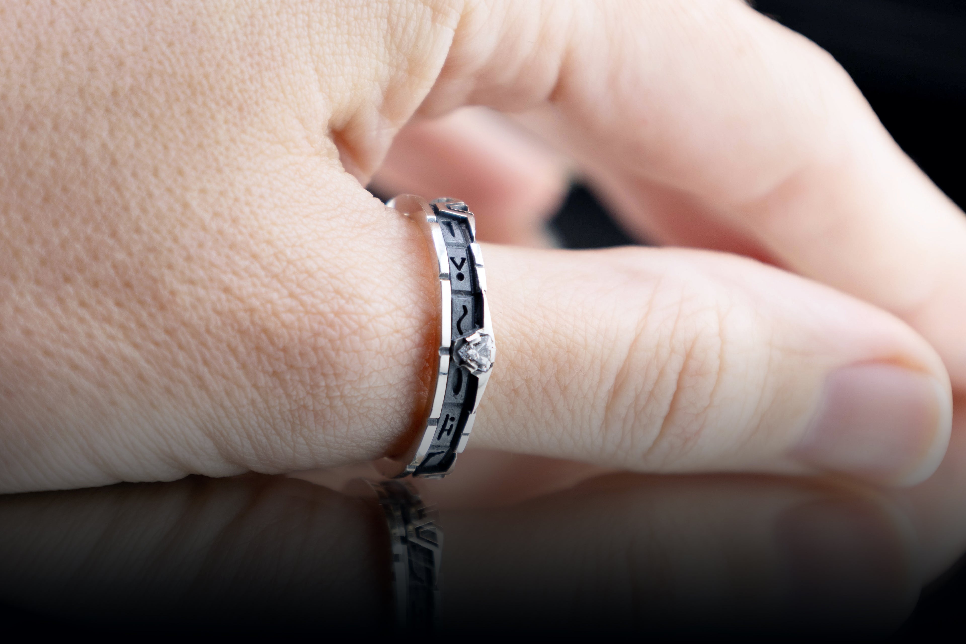 Star gateway ring Whole length pattern sterling silver with lab grown diamond
