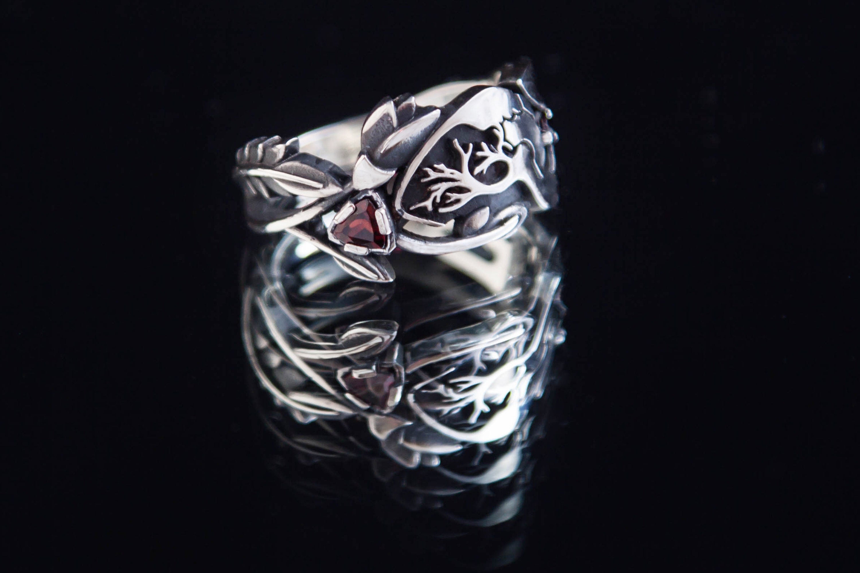 hannibal NBC ring sterling silver garnet