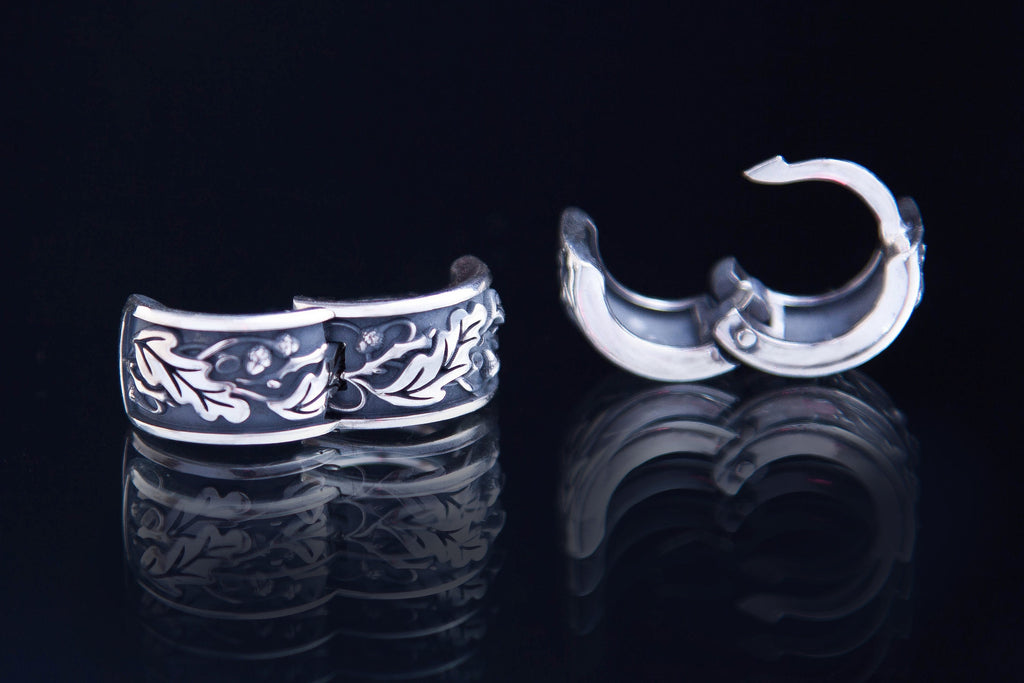 Nature inspired sterling silver oak leaf hoop earrings